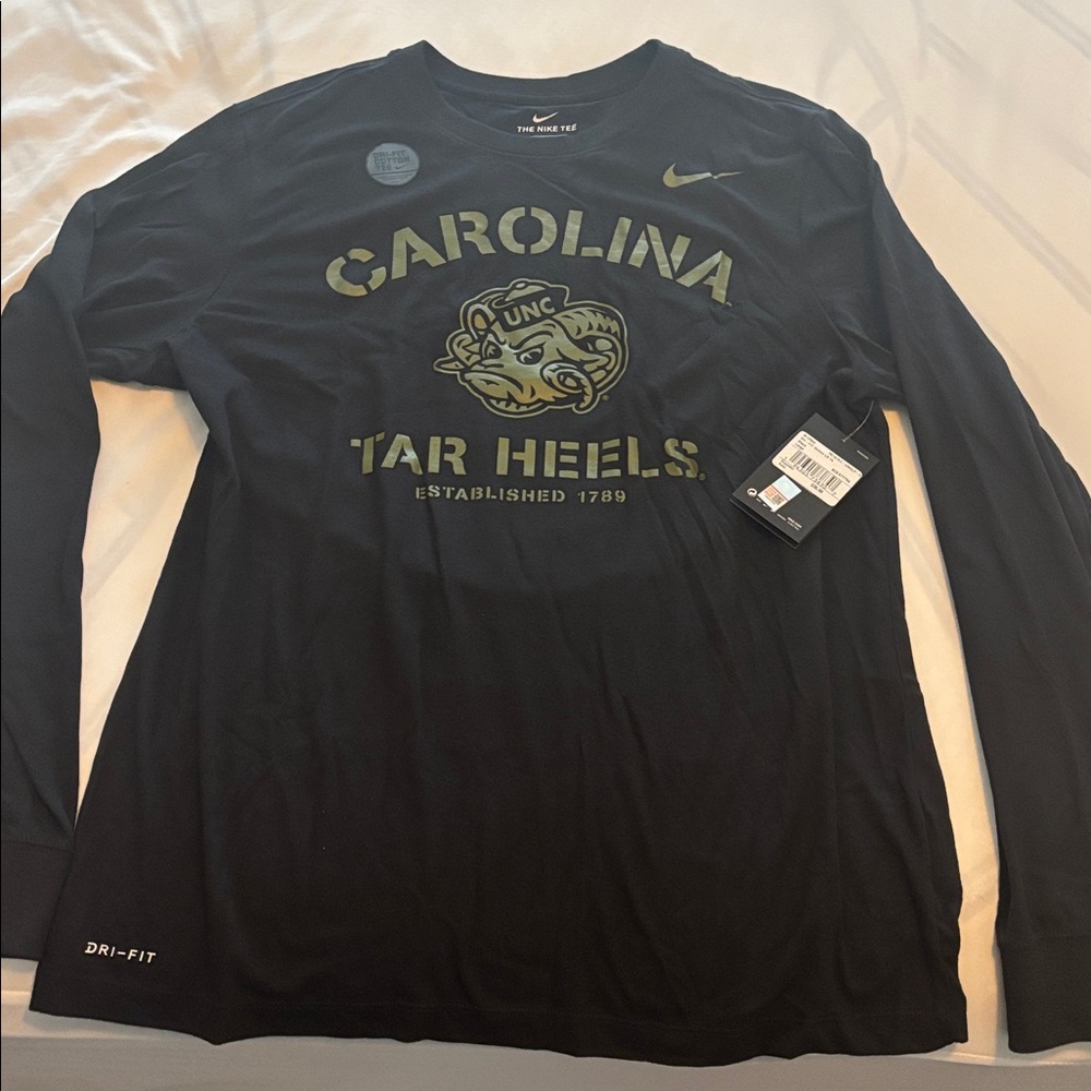 Nike Black and Gold Carolina Tar Heels Tee